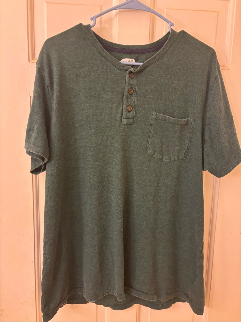 Old Navy Men's Olive Green Short-Sleeve Henley Pocket Tee Size Large